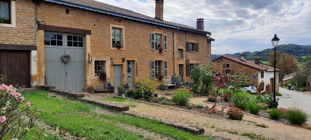 Les Gites & Chambres D'Hotes De La Ferme De Rosiere Houdrigny Εξωτερικό φωτογραφία