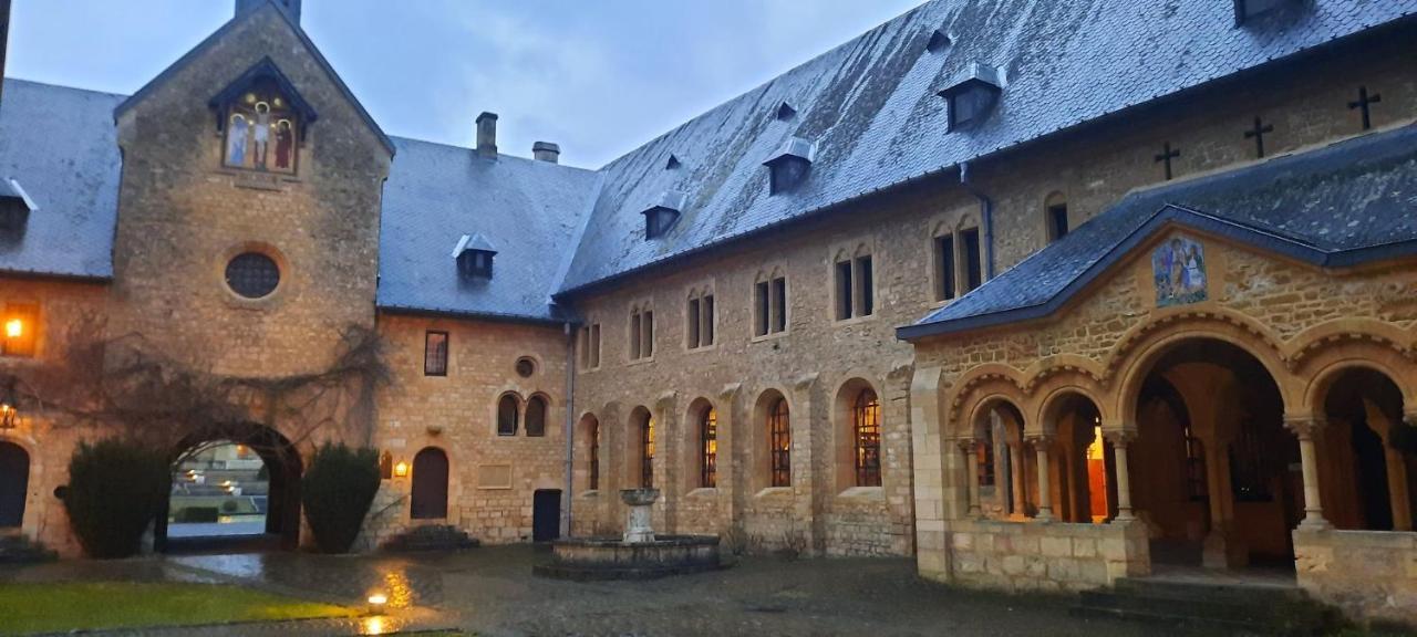 Les Gites & Chambres D'Hotes De La Ferme De Rosiere Houdrigny Εξωτερικό φωτογραφία